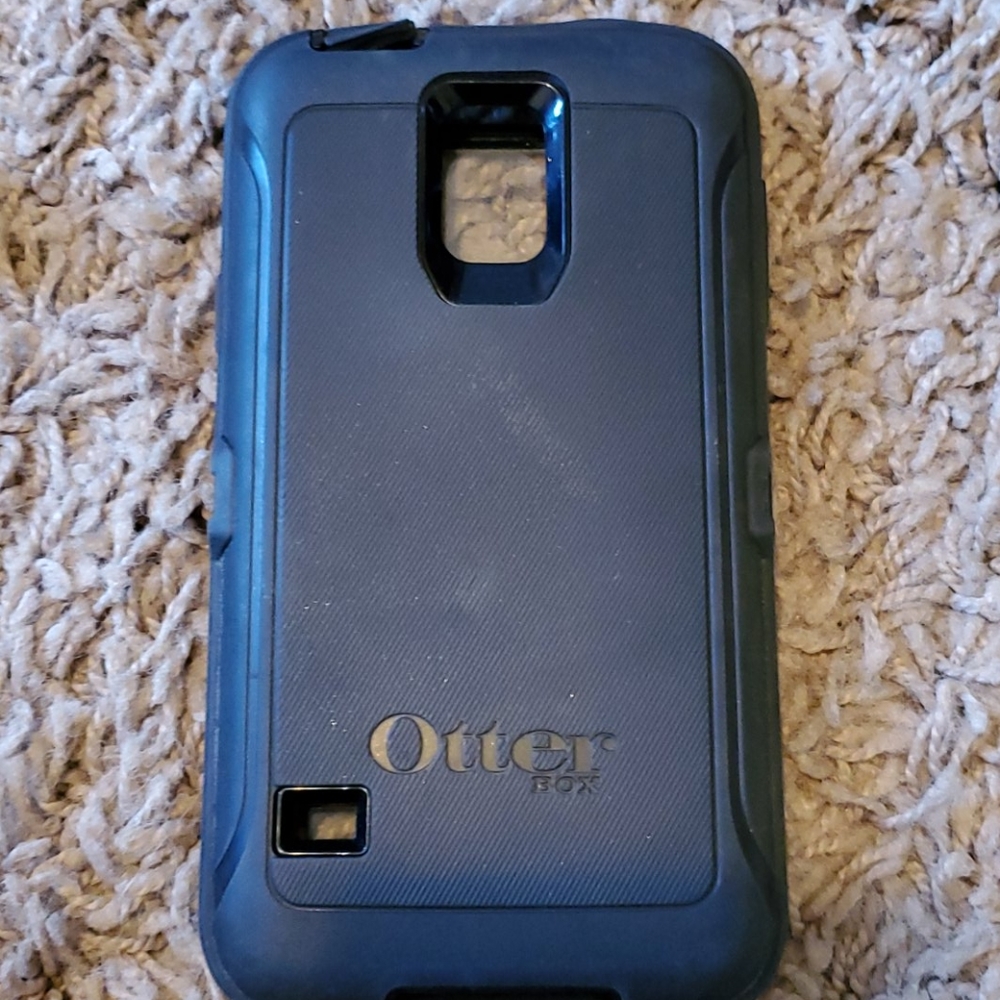 Case - Picture 3 of 5